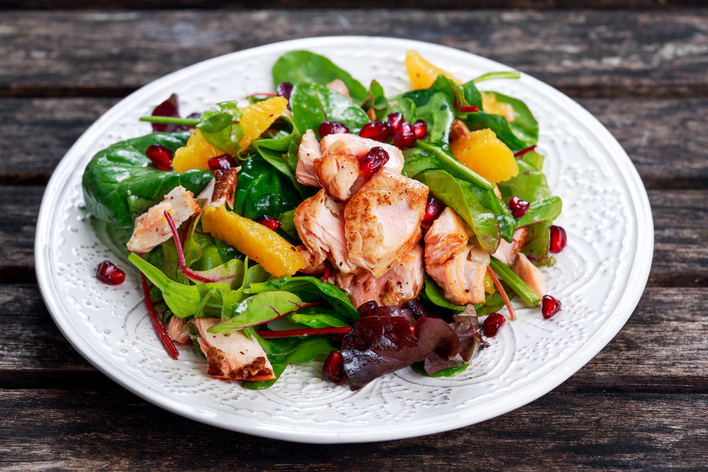 Salmon Salad – Thammachart Seafood