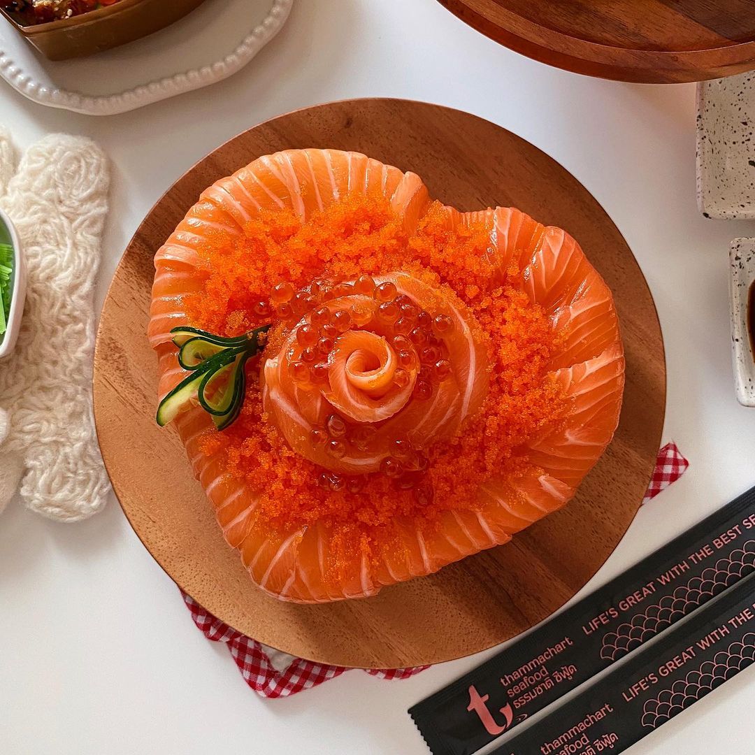 Happy Love Salmon Cake Thammachart Seafood