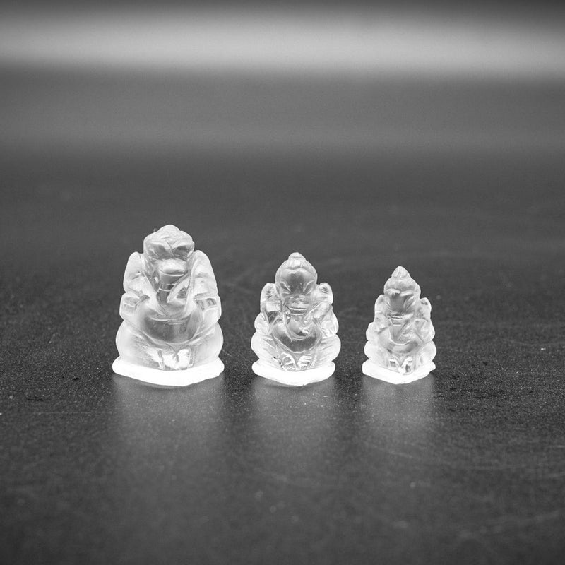 Genasha size 2 cm.